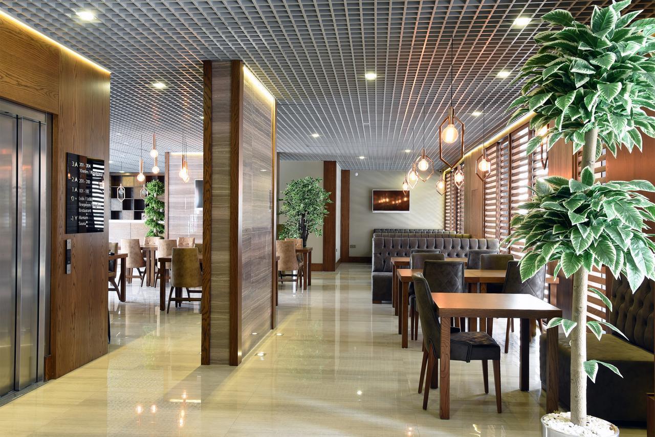 Otel The Elegant 4*