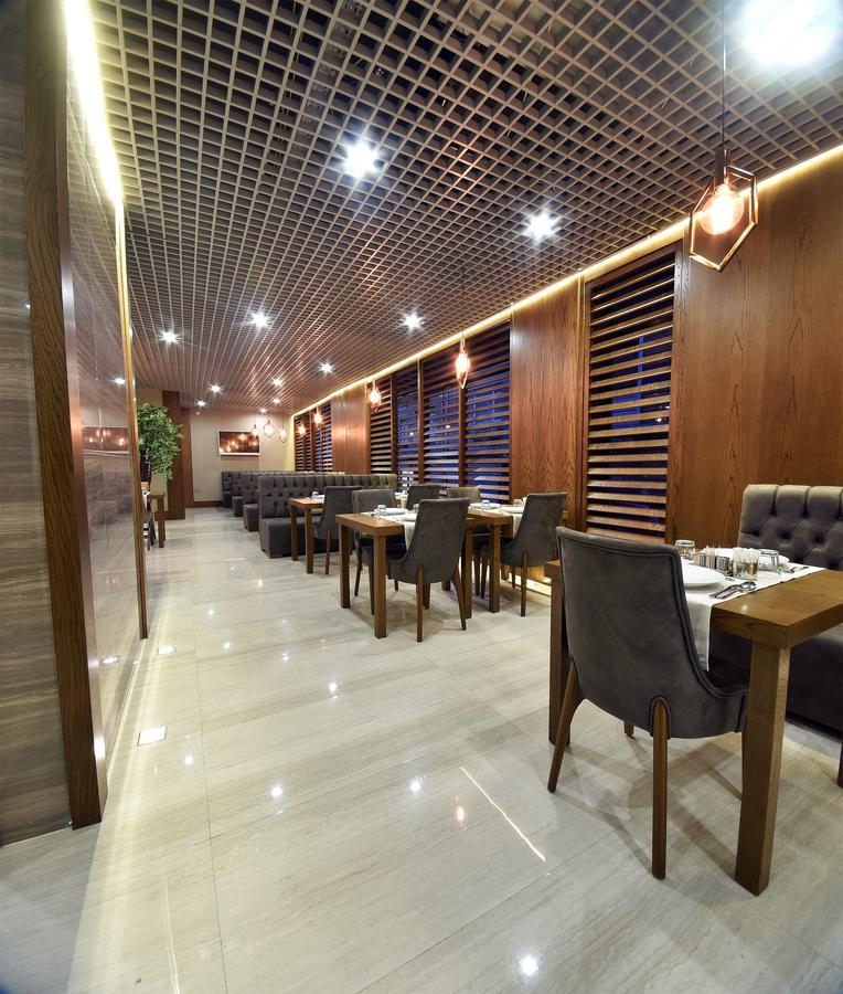 Otel The Elegant